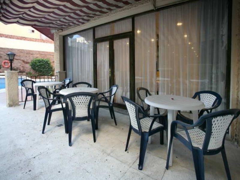 Kross Medina Azahara Torremolinos Exterior foto